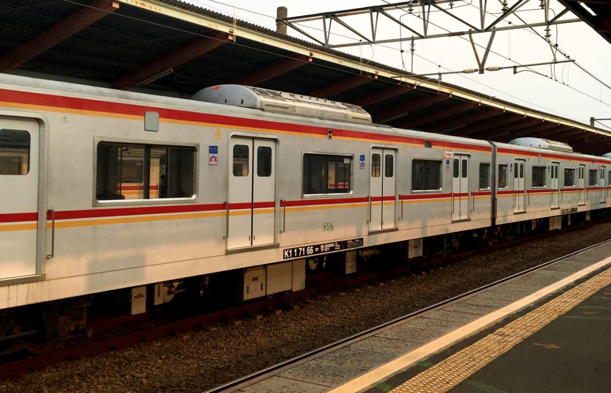 Stasiun Kereta Commuter Line